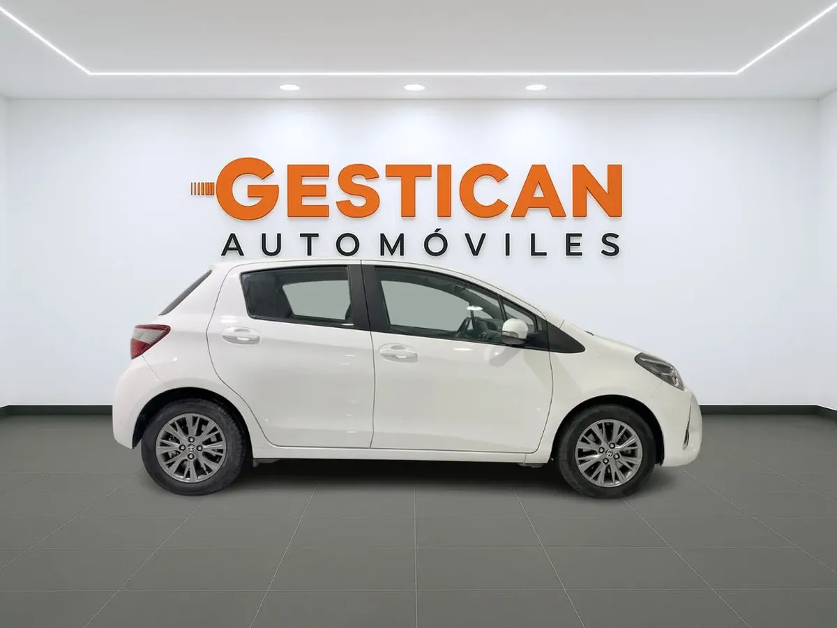 Toyota Yaris 1.5 100H Active G1553