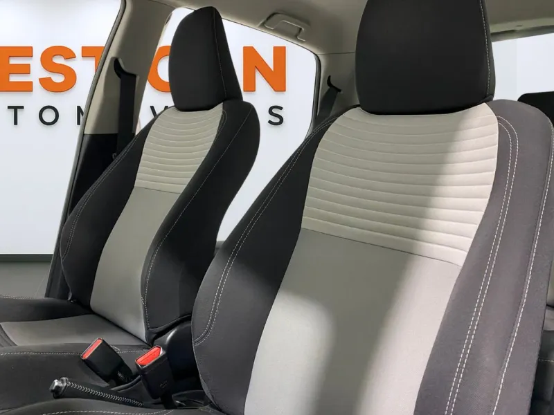 Toyota Yaris 1.5 100H Active G1553