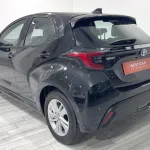 Toyota Yaris 1.5 100H Active G6134 8