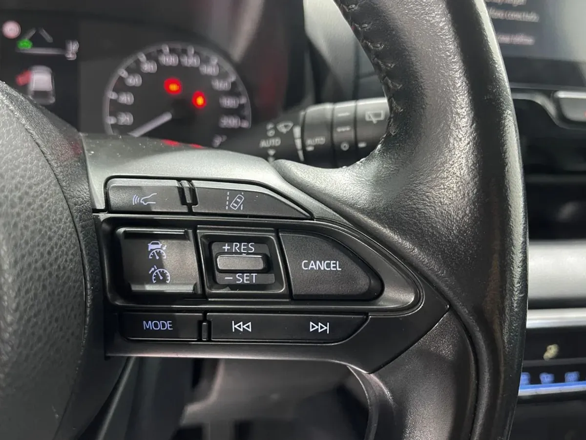 Toyota Yaris 1.5 120H Active Tech G3742