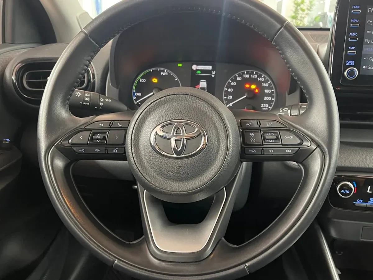 Toyota Yaris 1.5 120H Active Tech G3853