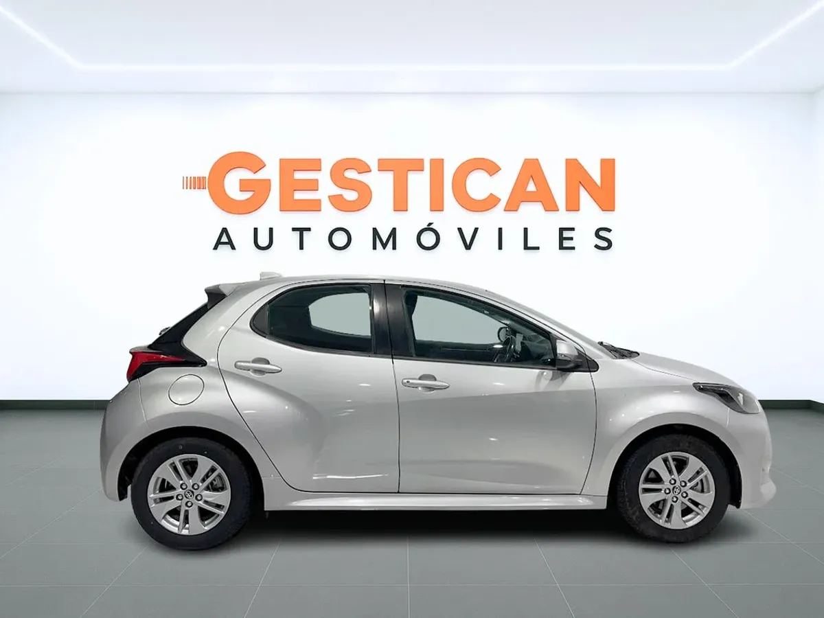 Toyota Yaris 1.5 120H Active Tech G6169