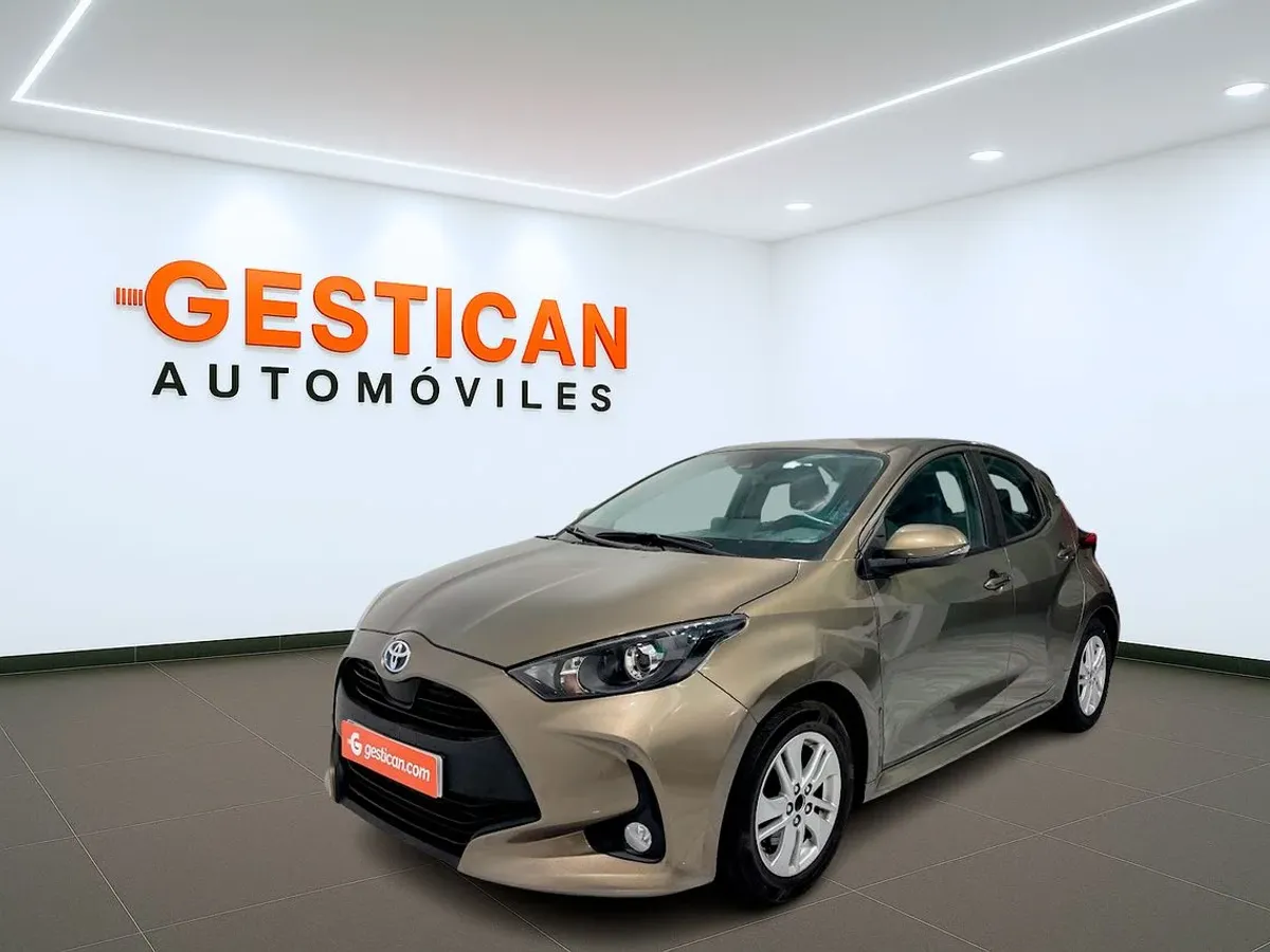 Toyota Yaris 1.5 120H Active Tech G9680