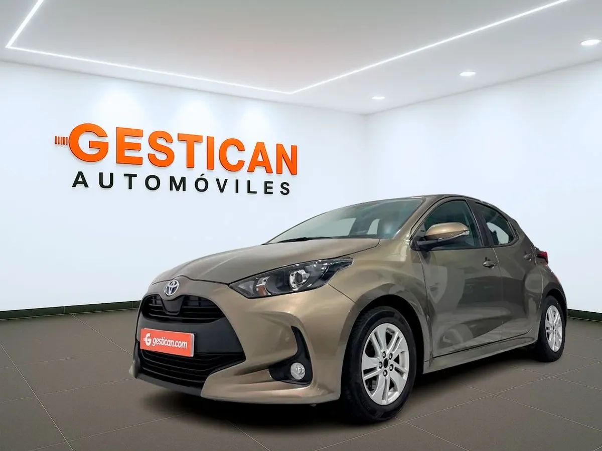 Toyota Yaris 1.5 120H Active Tech G9680
