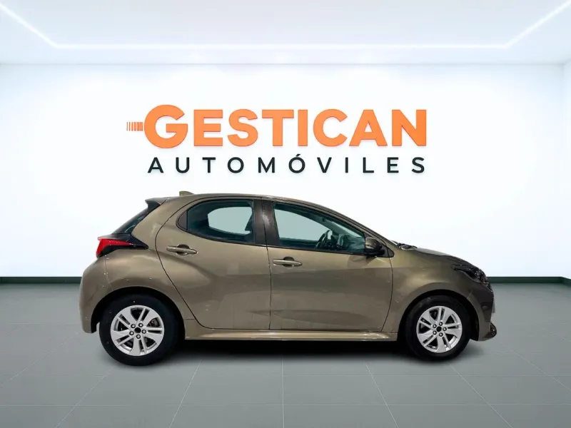 Toyota Yaris 1.5 120H Active Tech G9680
