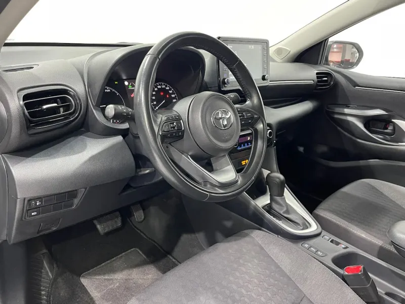 Toyota Yaris 1.5 120H Active Tech G9680