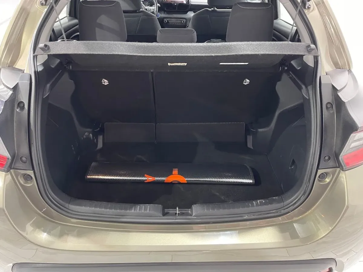 Toyota Yaris 1.5 120H Active Tech G9680