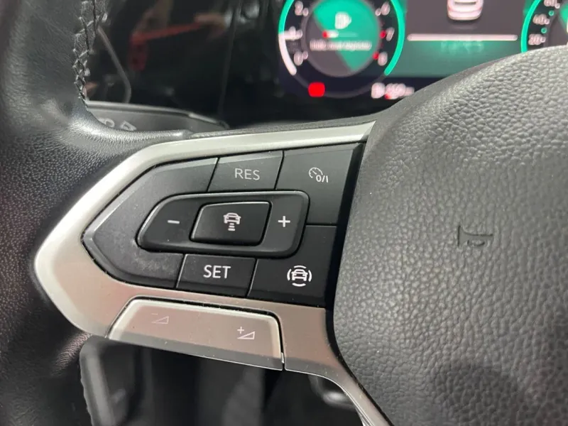 Volkswagen Golf Life 1.0 TSI 81kW (110CV) G1617