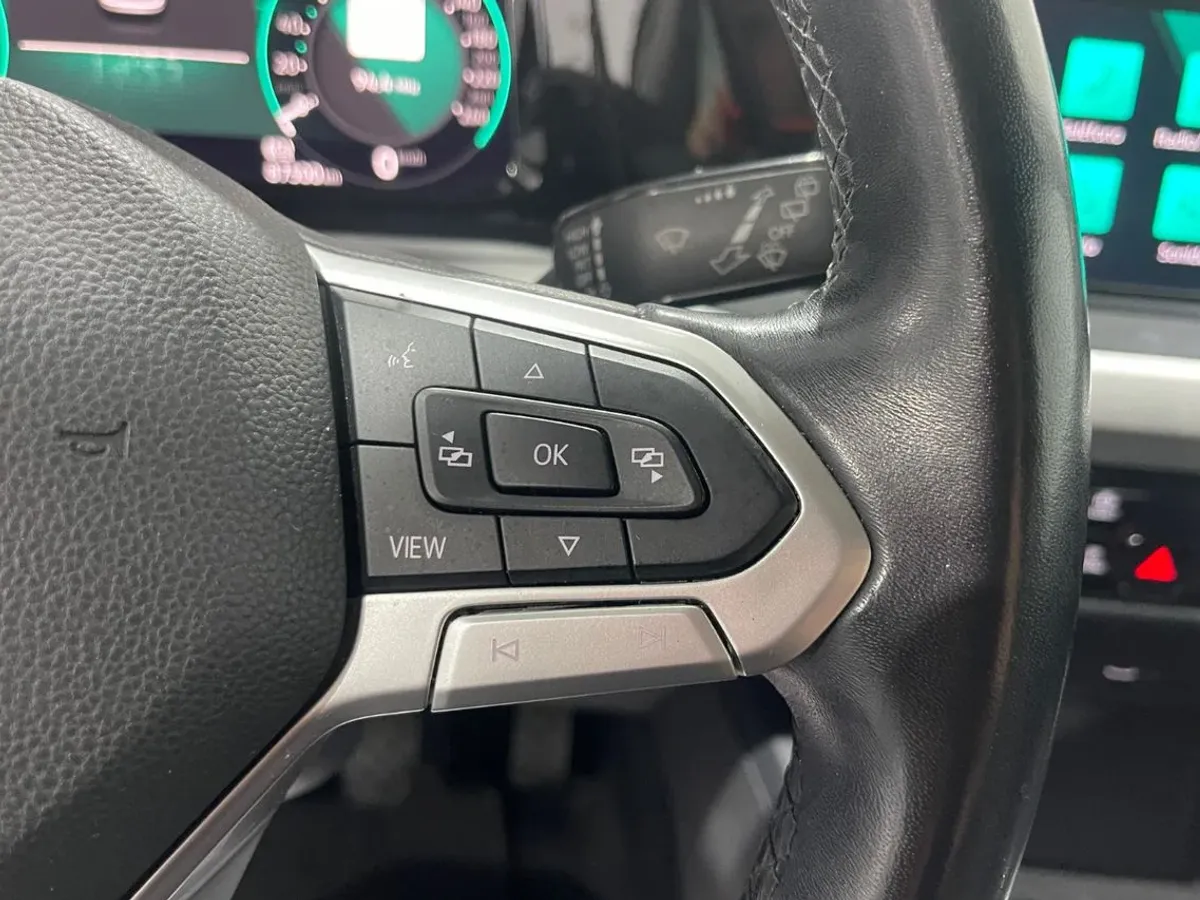 Volkswagen Golf Life 1.0 TSI 81kW (110CV) G1617