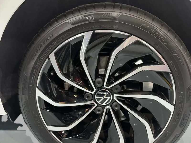 Volkswagen Golf Style 1.5 PHEV 110kW / 85kW DSG G7801