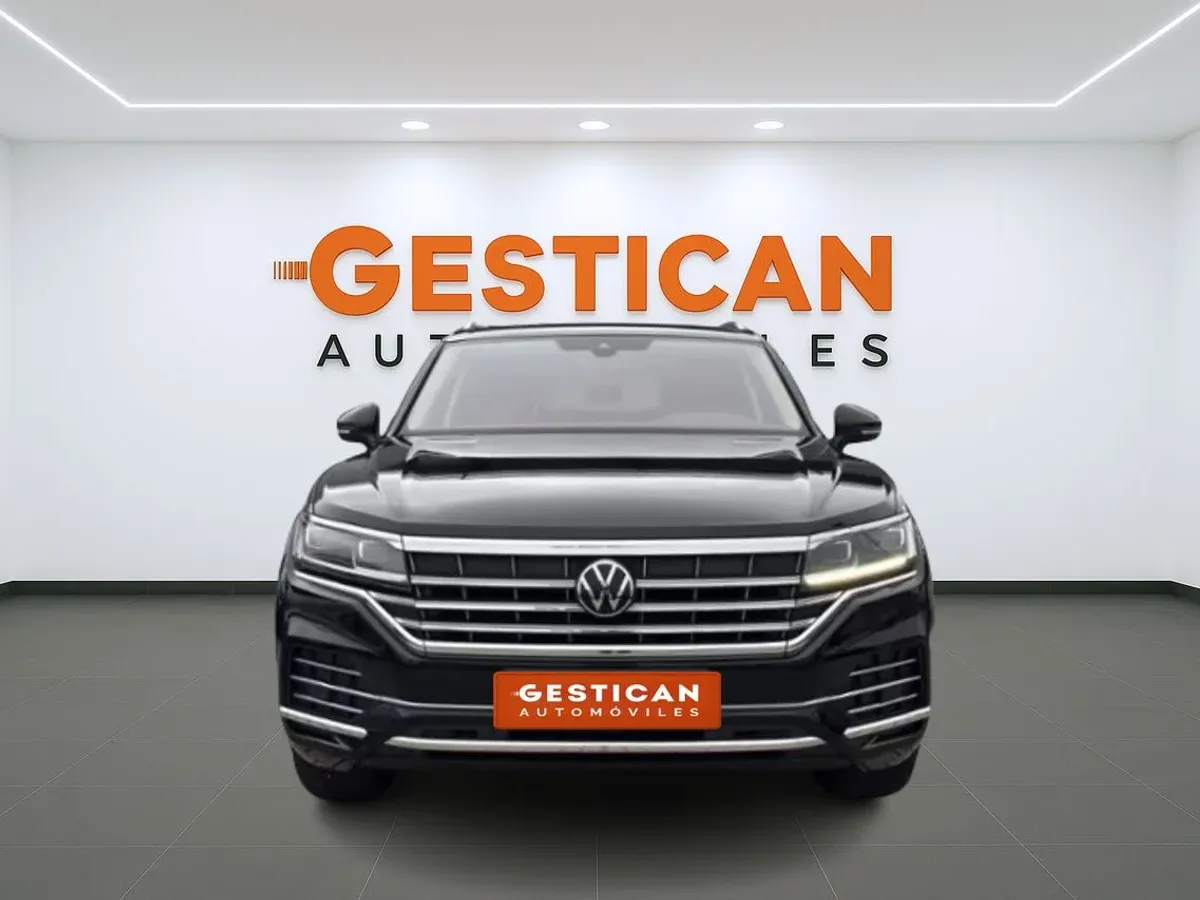 Volkswagen Touareg eHybrid Atmos 3.0 V6 TSI 280kW Tip 4M G5352