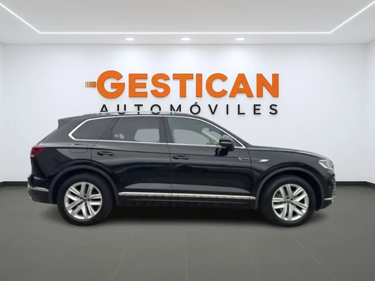 Volkswagen Touareg eHybrid Atmos 3.0 V6 TSI 280kW Tip 4M G5352