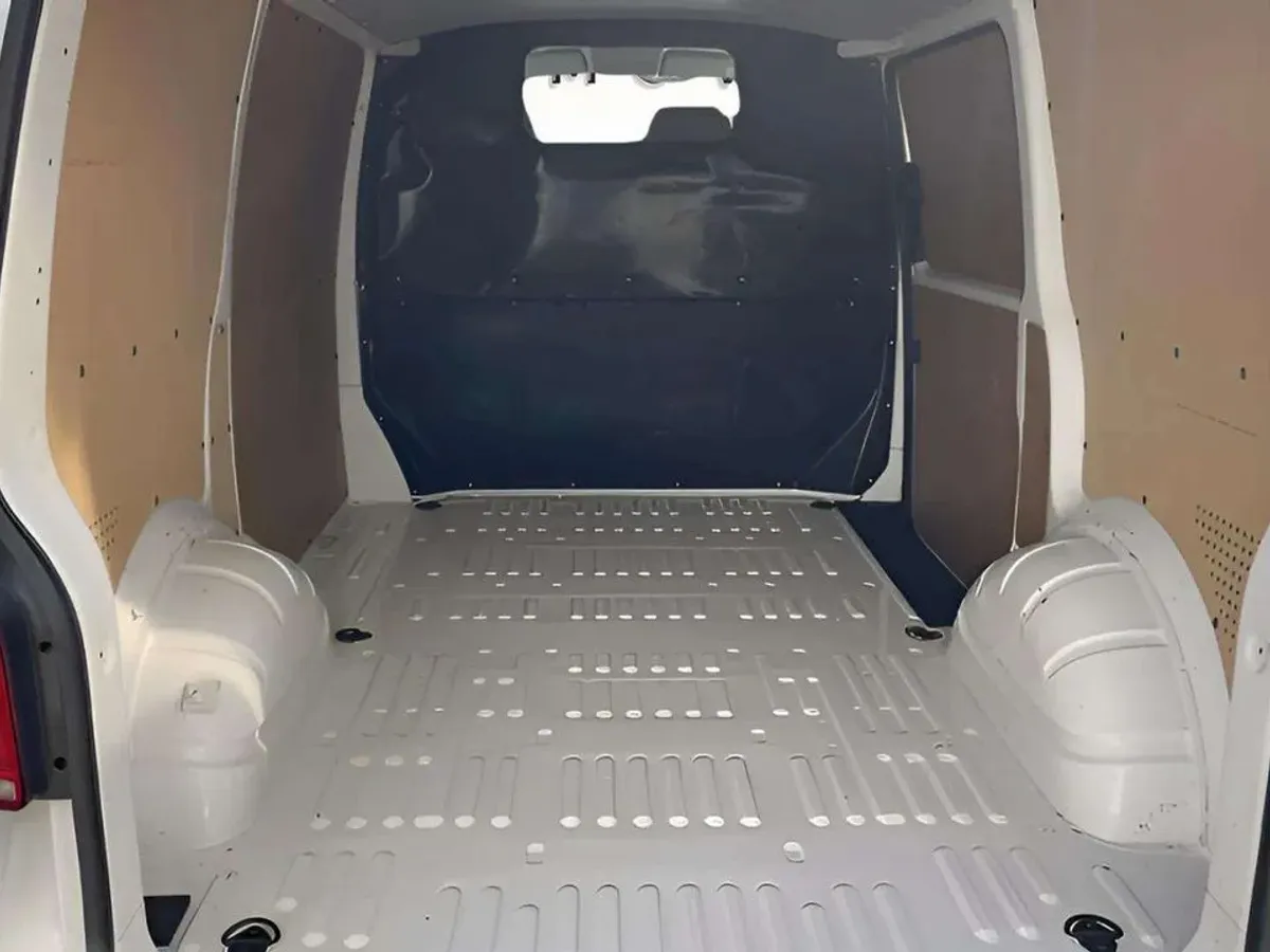 Volkswagen Transporter TN 2.0 TDI (110 CV)