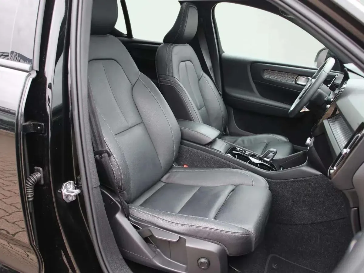 Volvo XC40 1.5 T5 Twin Recharge R-Design Auto G9310