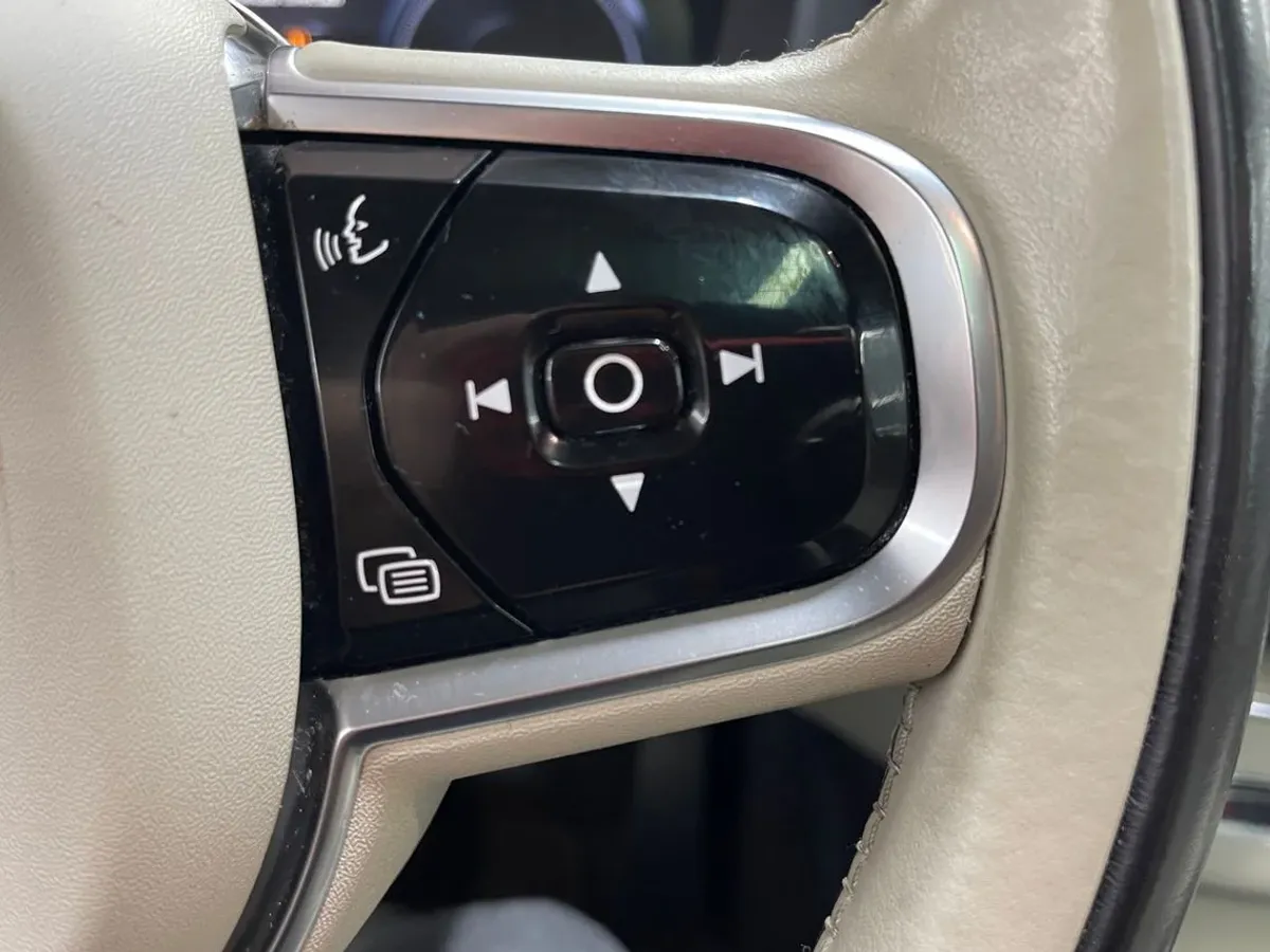 Volvo XC60 2.0 T6 AWD Recharge Inscription Auto G8218