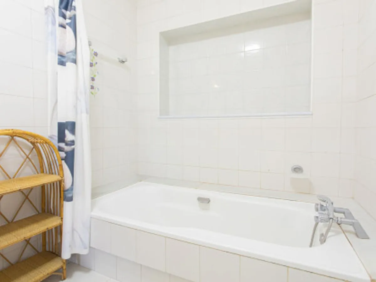 8 Bedroom Detached Villa in Nueva Andalucía