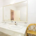 8 Bedroom Detached Villa in Nueva Andalucía 13