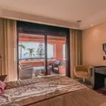 2 Bedroom Middle Floor Apartment in Puerto Banús 3