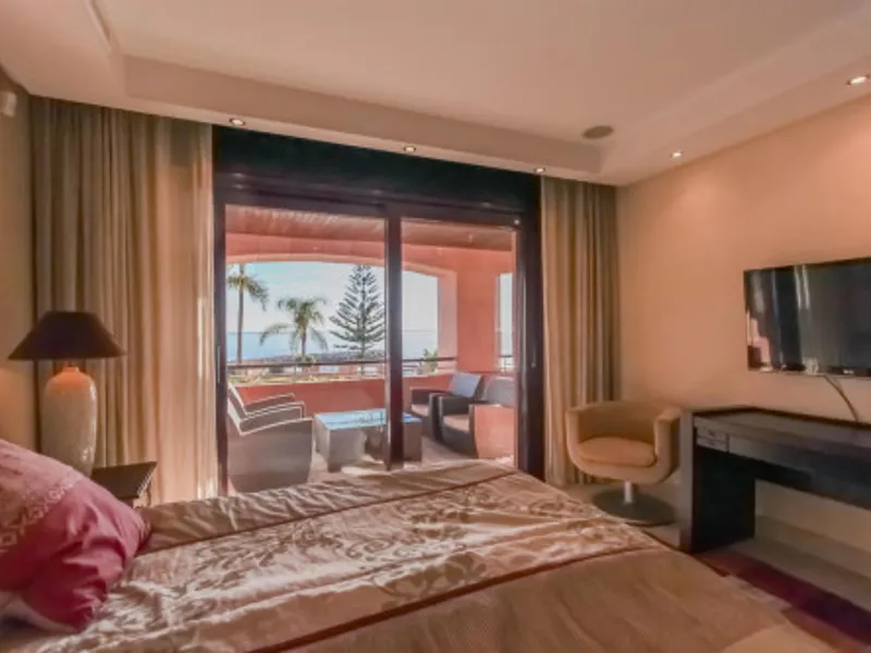 2 Bedroom Middle Floor Apartment in Puerto Banús