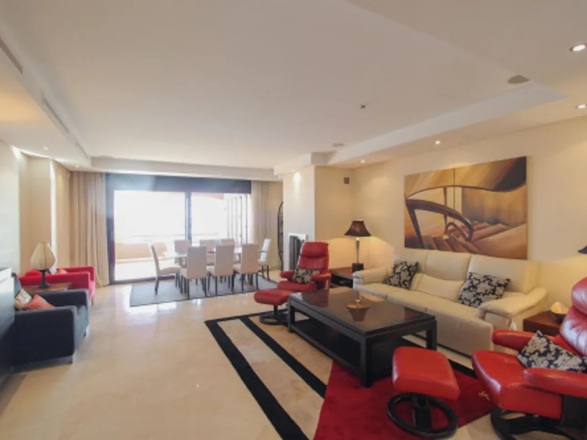 2 Bedroom Middle Floor Apartment in Puerto Banús