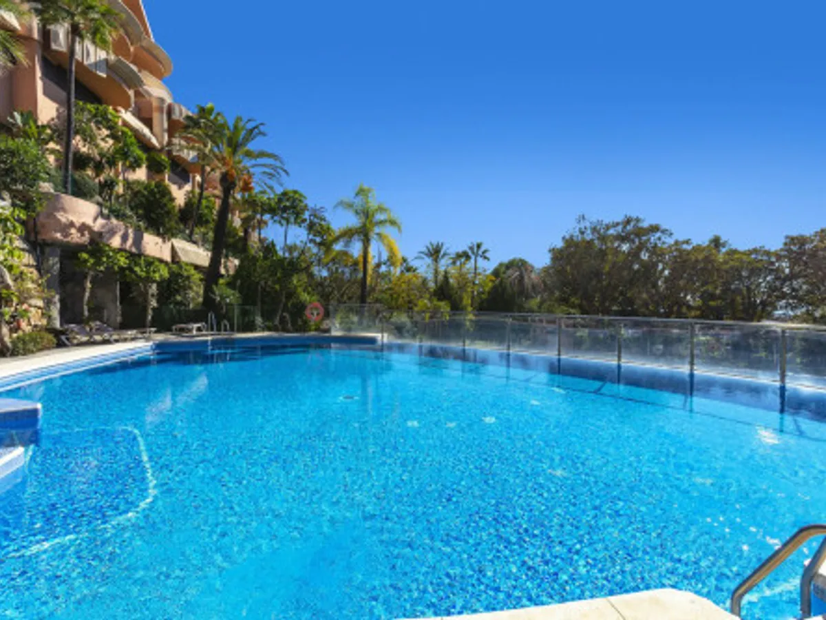 3 Bedroom Penthouse in Nueva Andalucía