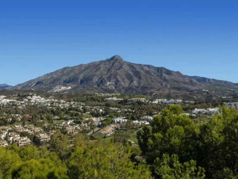 3 Bedroom Penthouse in Nueva Andalucía