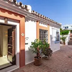 1 Bedroom Top Floor Apartment in Nueva Andalucía 3