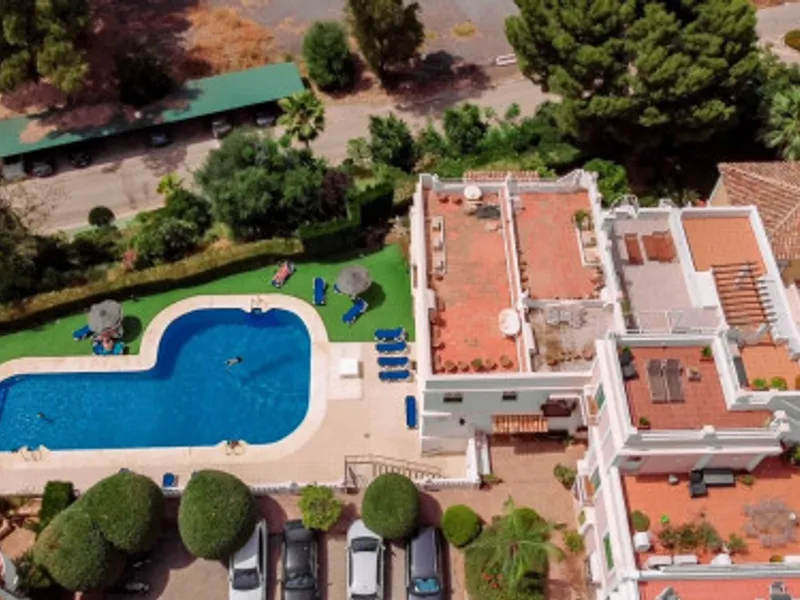 1 Bedroom Top Floor Apartment in Nueva Andalucía