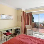 2 Bedroom Middle Floor Apartment in Nueva Andalucía 3