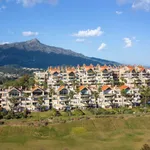 2 Bedroom Middle Floor Apartment in Nueva Andalucía 12