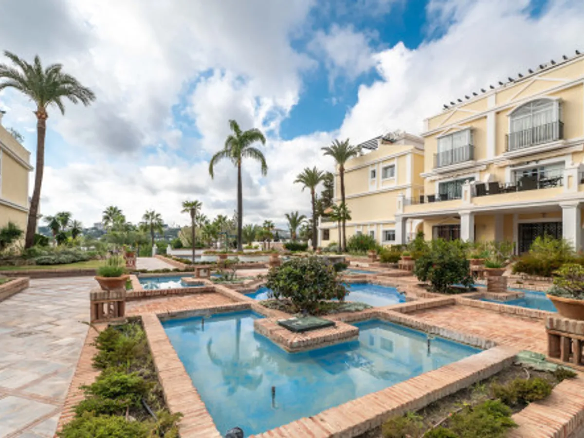 3 Bedroom Duplex in Nueva Andalucía