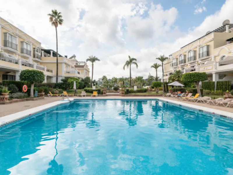 3 Bedroom Duplex in Nueva Andalucía