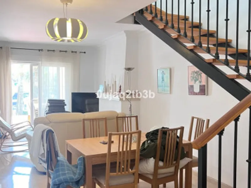 4 Bedroom Duplex in Nueva Andalucía