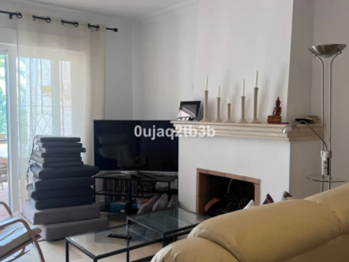 4 Bedroom Duplex in Nueva Andalucía
