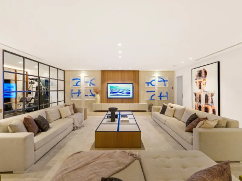 5 Bedroom Detached Villa in Nueva Andalucía