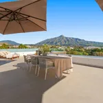 5 Bedroom Detached Villa in Nueva Andalucía 14