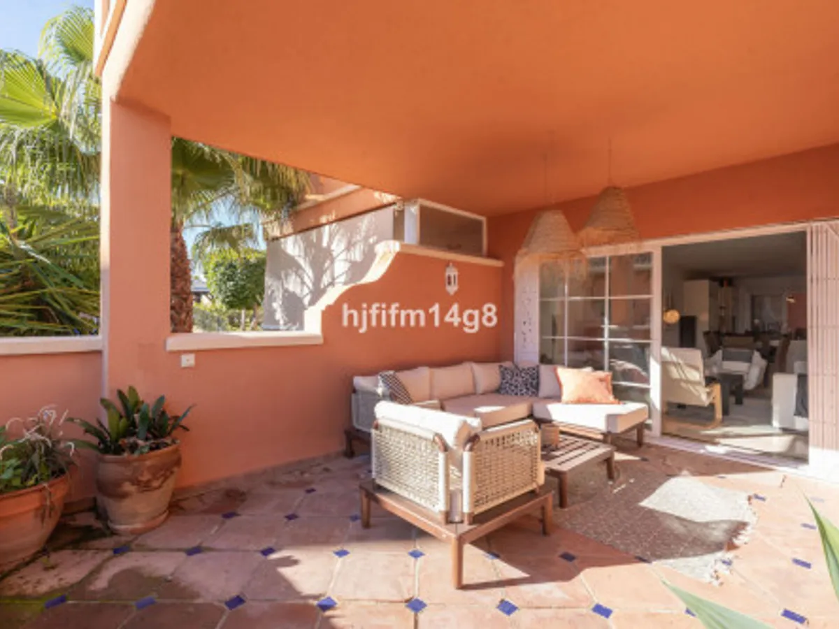 4 Bedroom Ground Floor Apartment in Nueva Andalucía