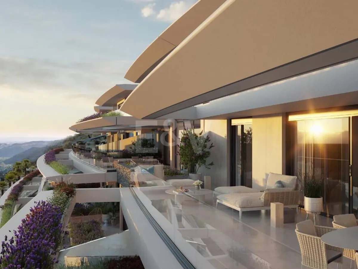 Design-Led 1-Bedroom Residence in Azurean: Easy Ownership, Consistent Returns & Destination by Hyatt Management