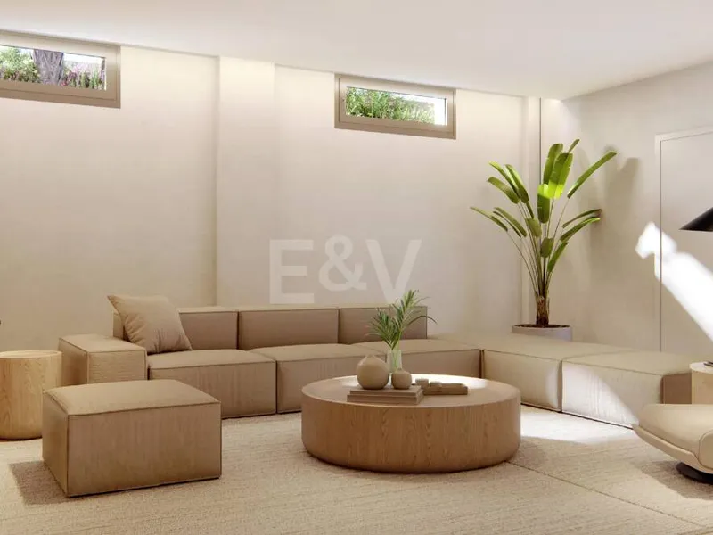 Beautifully Modernized Semi-Detached Villa in Gated Community