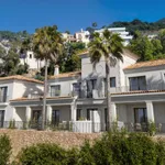 Beautifully Modernized Semi-Detached Villa in Gated Community 13