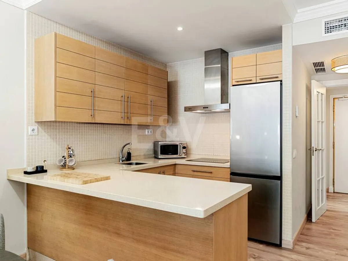 Ground-Floor Apartment in San Pedro Steps from the Beach