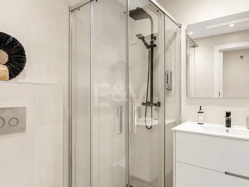 Ground-Floor Apartment in San Pedro Steps from the Beach