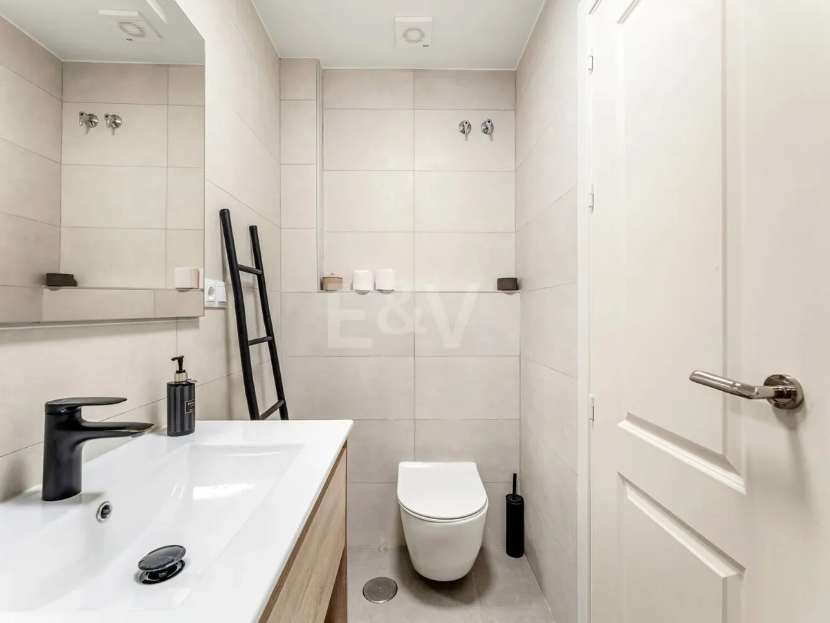 Ground-Floor Apartment in San Pedro Steps from the Beach