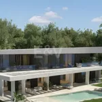 Turnkey Luxury Villa in Guadalmina, Golfside, Within Walking Distance of the Beach 1