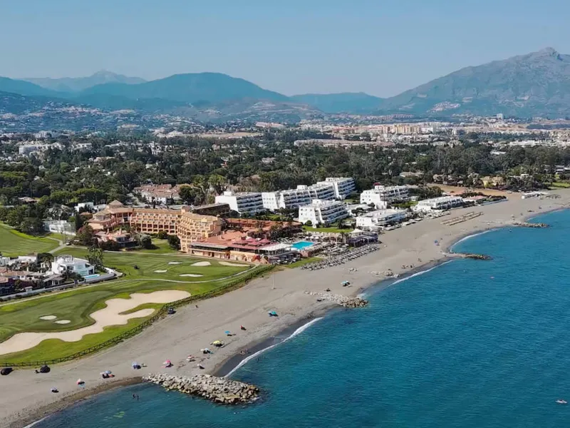 Turnkey Luxury Villa in Guadalmina, Golfside, Within Walking Distance of the Beach