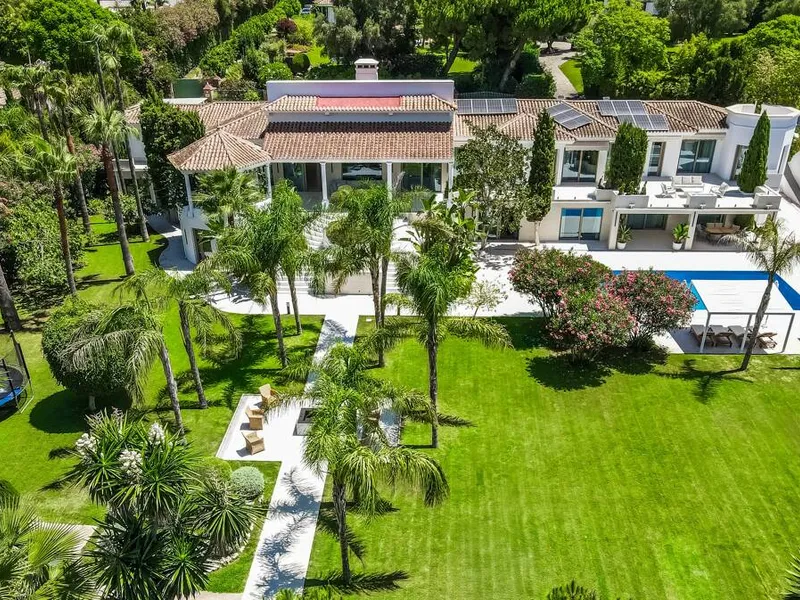 Turnkey Luxury Villa in Guadalmina, Golfside, Within Walking Distance of the Beach