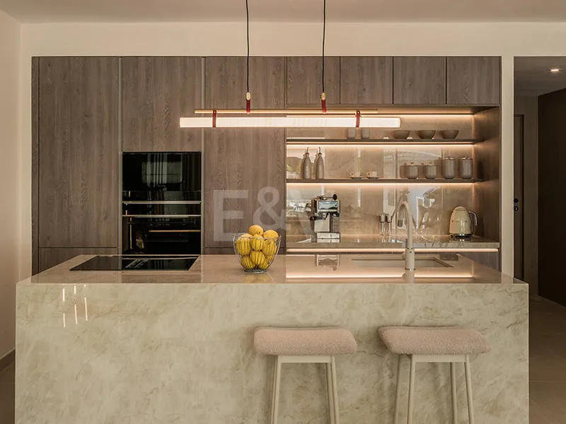 Ibicenco-Style Beachside Townhouse with Private Heated Pool and Indoor-Outdoor Living