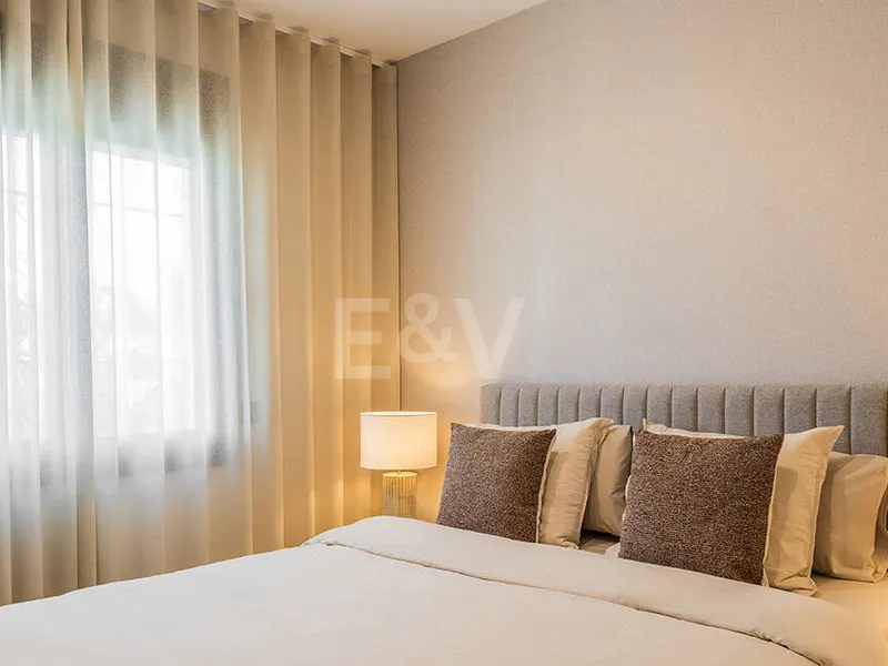 Ibicenco-Style Beachside Townhouse with Private Heated Pool and Indoor-Outdoor Living