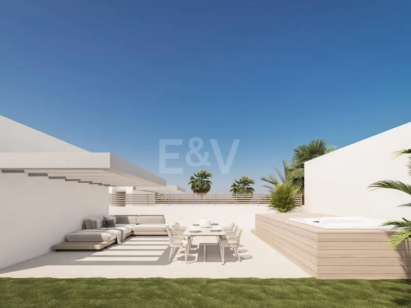 Contemporary Penthouse with Private Rooftop and Jacuzzi in San Pedro Playa