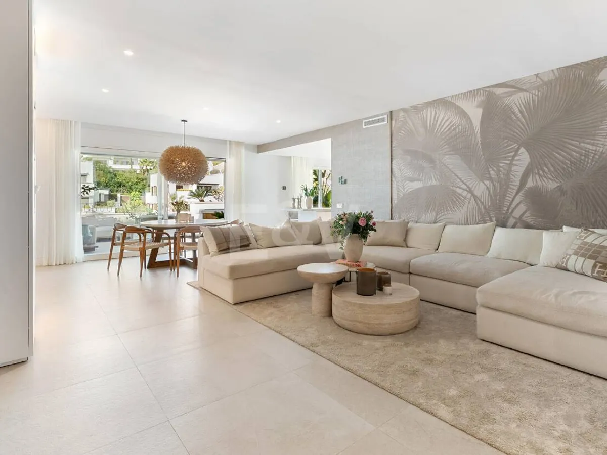 Stunning Duplex Penthouse on Marbella's Golden Mile